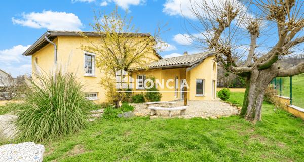À vendre Maison 8 pièces 146.6 m² - Fleurieu-sur-saône 69250