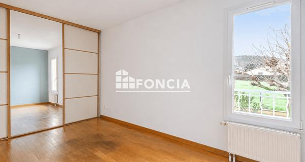 À vendre Maison 8 pièces 146.6 m² - Fleurieu-sur-saône 69250