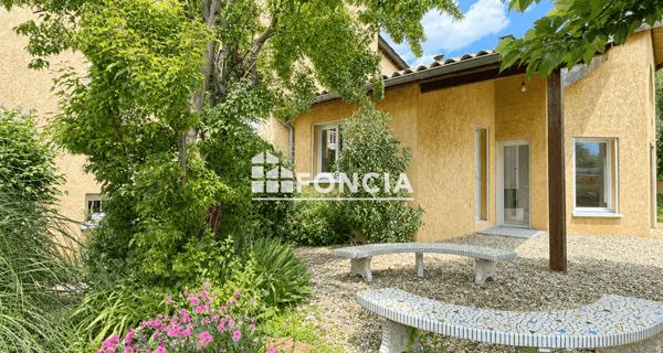 À vendre Maison 8 pièces 146.6 m² - Fleurieu-sur-saône 69250