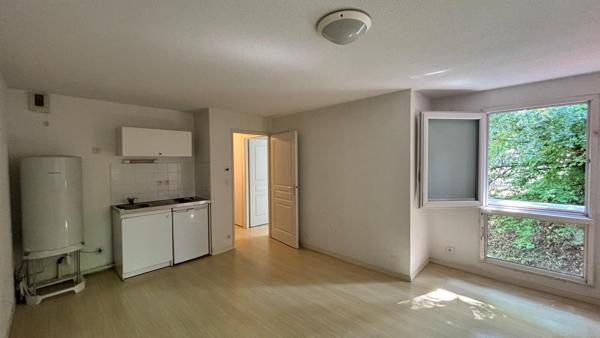 Appartement T2 de 36,63 m² - 3ème étage - ascenseur - Résidence rénovée