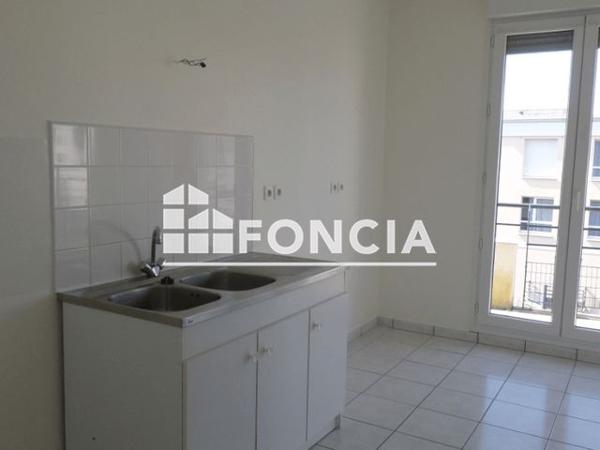 Location Appartement 3 pièces 67 m² - 22 AVENUE MARECHAL MONTGOMERY Caen 14000