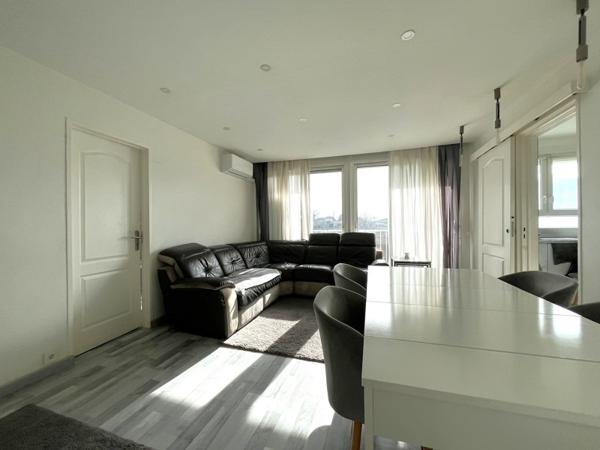 Appartement à vendre |  Bron |  3 pièces | 54,8 m²