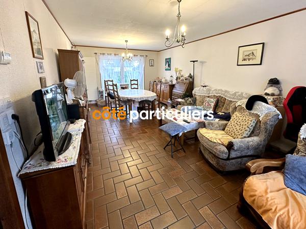 Vente Maison85,67 m² - 5 Pièces - HOMBLEUX (80400)