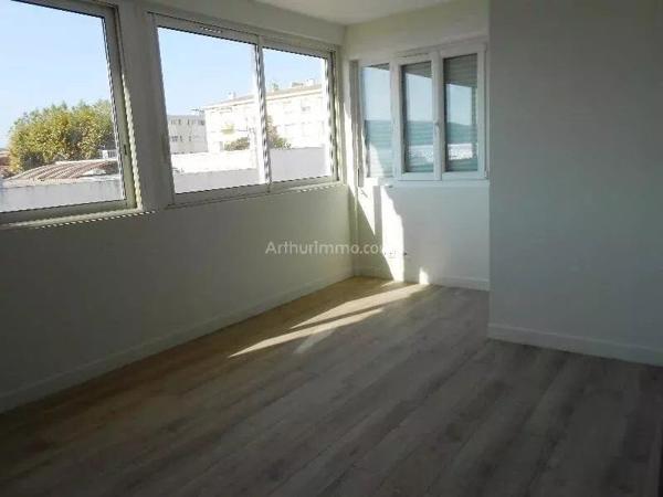 Location                                                      Appartement
                        
                     3 pièces                      68 m2                     à Martigues