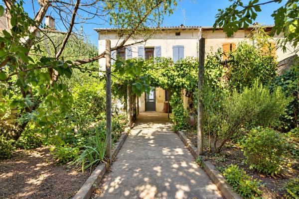 VENTE - MAISON DE VILLAGE - JARDIN