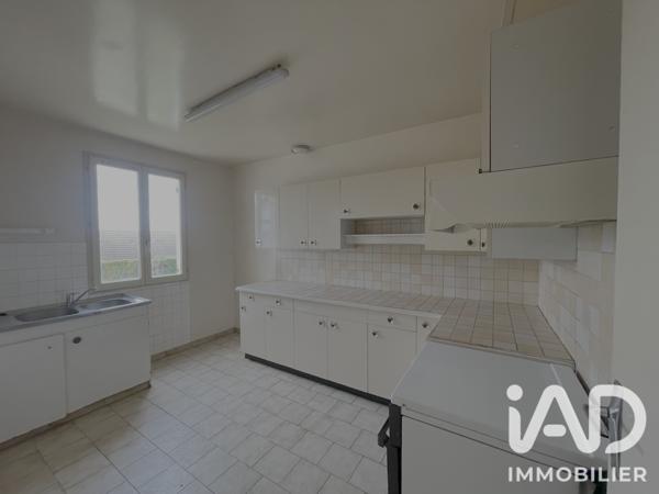 Maison à vendre 4 pièces 71,7 m² Villeneuve-sur-Yonne