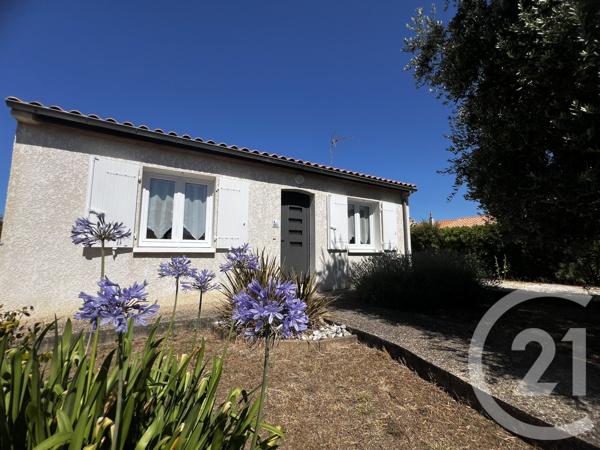 Maison à vendre  4 pièces - 60,50 m 2   FOURAS  - 17