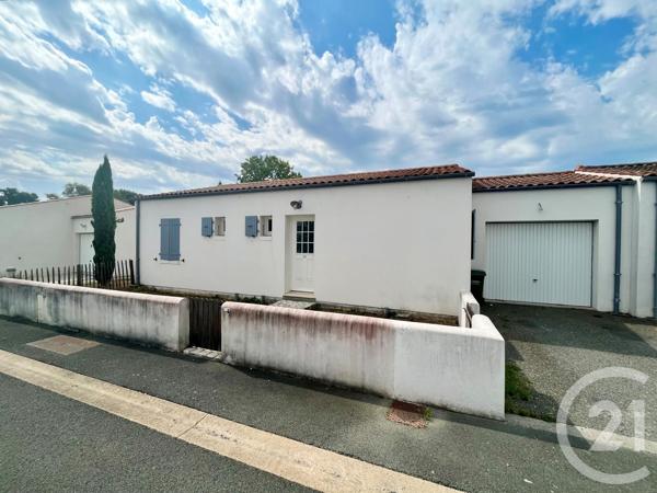Maison à vendre  4 pièces - 60,50 m 2   FOURAS  - 17