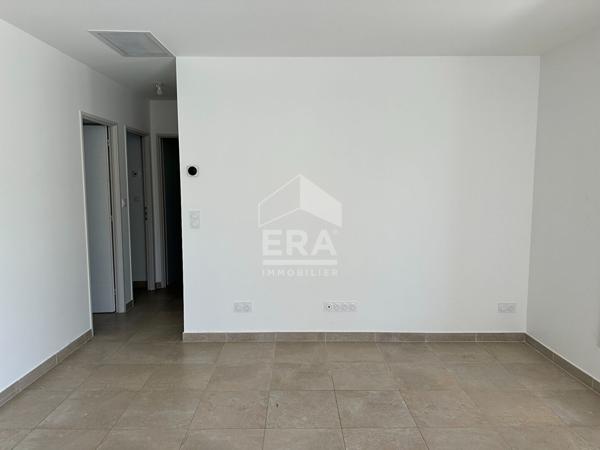 aison plain-pied RE2020 ? 3 chambres, piscine, vue citadelle