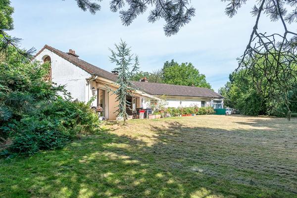 Maison à vendre 12 pièces 205m² Bruay-sur-l'Escaut (59860)
