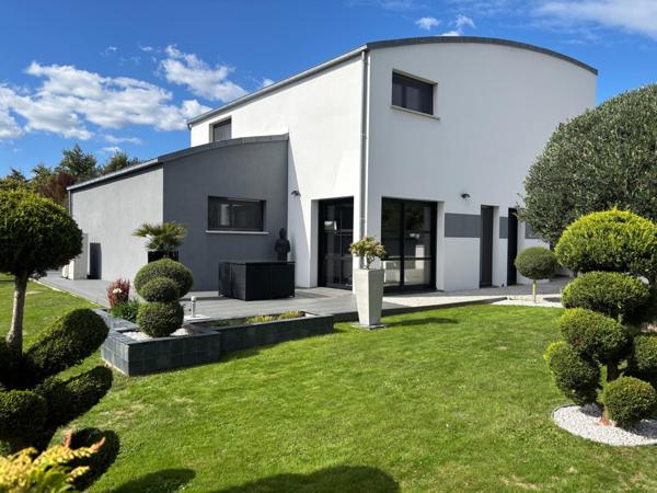 Maison à SAINT-MARTIN-SUR-OUST, 56200 - 6 pièces 160m²