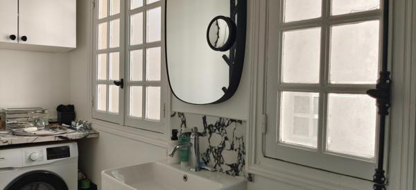 Luminosité et calme absolu au dernier étage