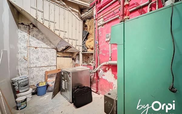 Maison à vendre    8 pièces • 230 m2 Saint-Éloy-les-Mines