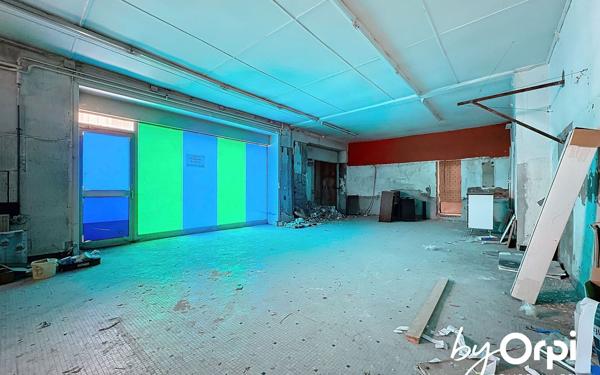 Maison à vendre    8 pièces • 230 m2 Saint-Éloy-les-Mines