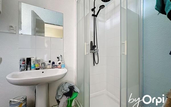 Maison à vendre    8 pièces • 230 m2 Saint-Éloy-les-Mines