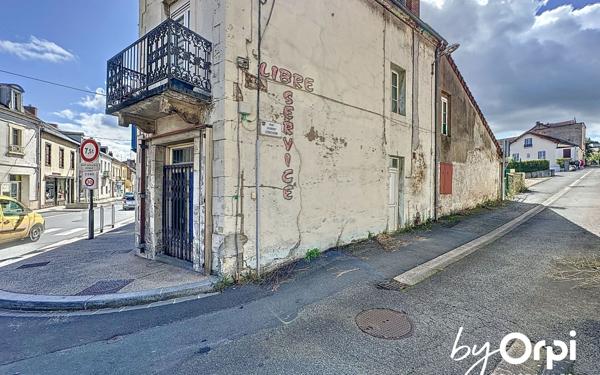 Maison à vendre    8 pièces • 230 m2 Saint-Éloy-les-Mines