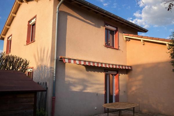 Maison familiale 109 m² avec garage – 4 chambres – Jardin – Garage – Calme