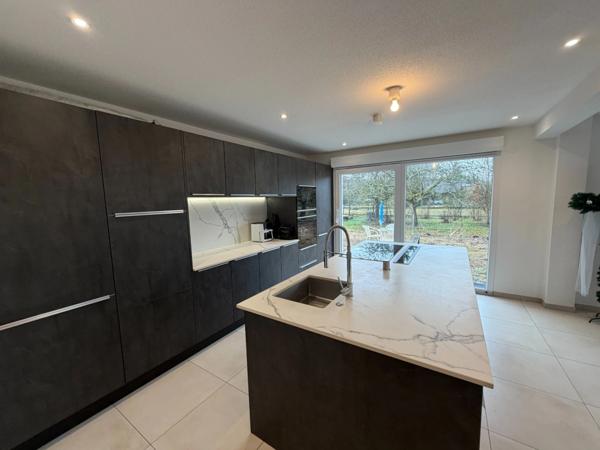 VILLA CONTEMPORAINE à vendre 5 pièces HESINGUE (68)