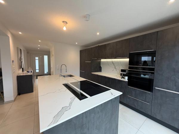 VILLA CONTEMPORAINE à vendre 5 pièces HESINGUE (68)