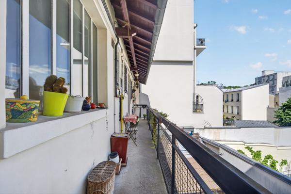 Paris (75020) Charmant 3 pièces avec mezzanine – Dernier étage – Lumineux et traversant