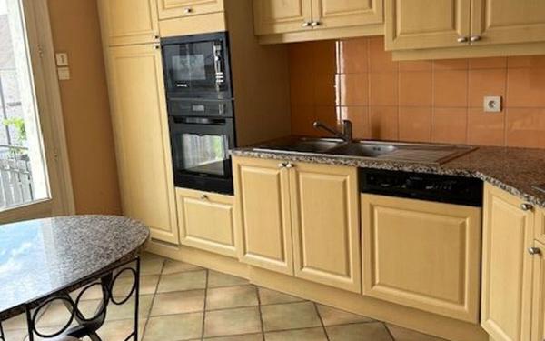 Maison à vendre    9 pièces •  Merfy