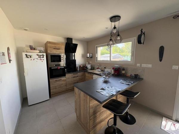 CELLES SUR BELLE, pavillon de plain-pied de 83 m²