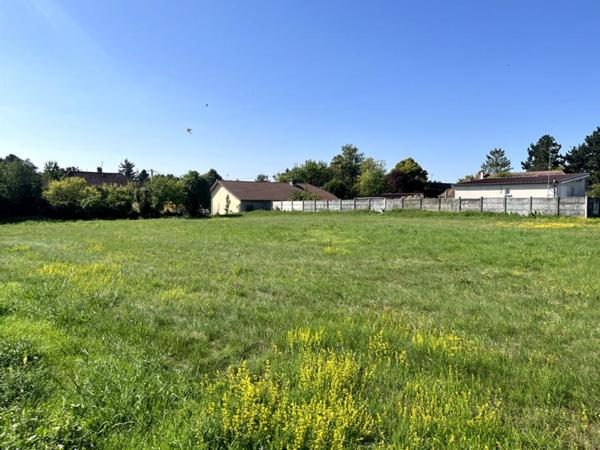 Terrain Les Grandes Chapelles 1911 m2