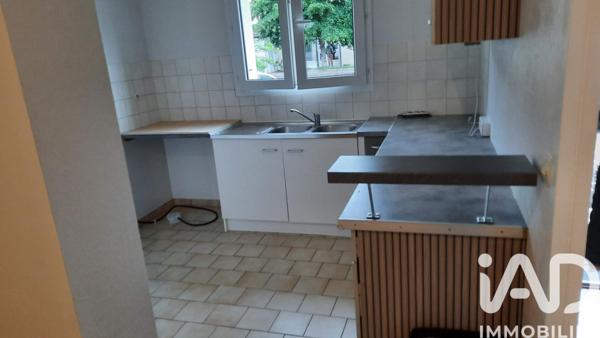 Immeuble à vendre 215 m² Lusignan