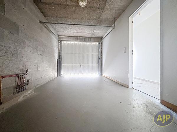 Maison à louer La Roche Sur Yon : 4 pièces, 81m² avec 3 chambre(s) à 950€ - AJP Immobilier La Roche-sur-Yon