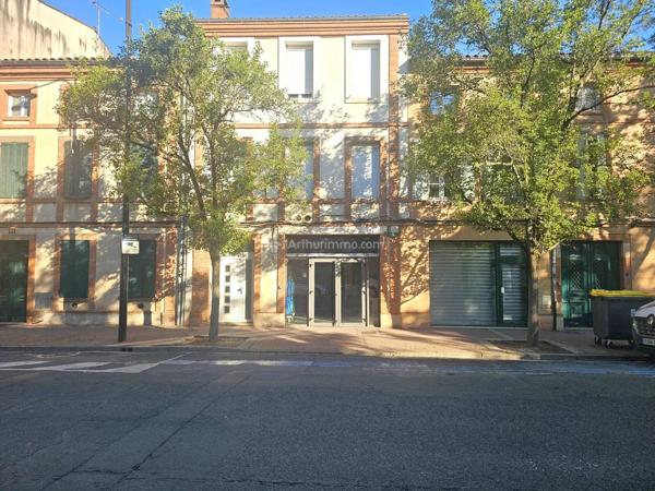 Location                                                      Local commercial
                        
                     1 pièces                      245 m2                     à Albi