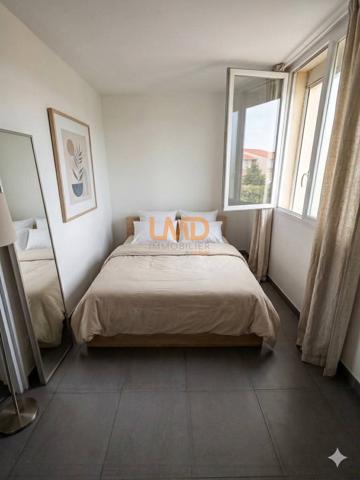 Villa avec pisicne dans quartier calme