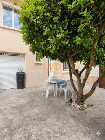 Villa avec pisicne dans quartier calme