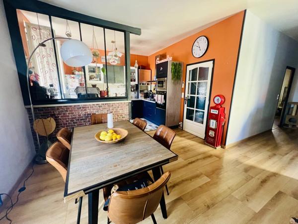 Vente                                                      Maison
                        
                     6 pièces                      95 m2                     à Perpignan