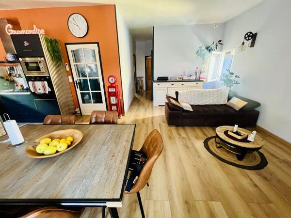 Vente                                                      Maison
                        
                     6 pièces                      95 m2                     à Perpignan