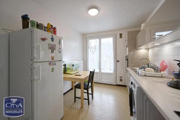 Appartement à vendre 4 pièces 61m² Saint-Marcellin (38160)