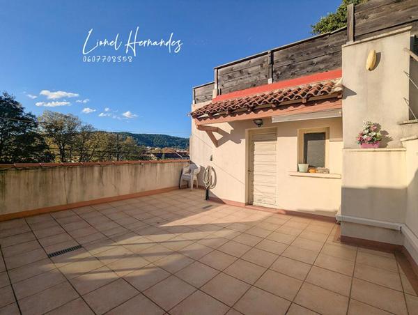 Maison de ville - 136 m² - 4 chambres - Terrasses - jardin avec vue - Garage