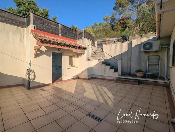 Maison de ville - 136 m² - 4 chambres - Terrasses - jardin avec vue - Garage