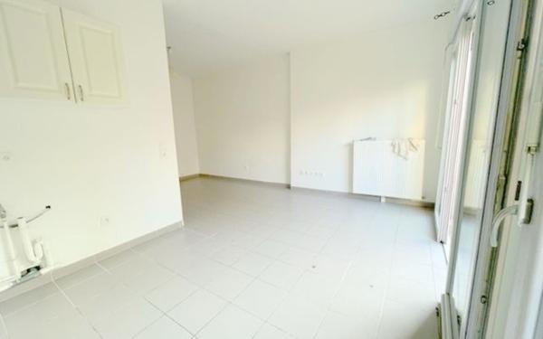 Appartement à vendre    3 pièces •  Bobigny