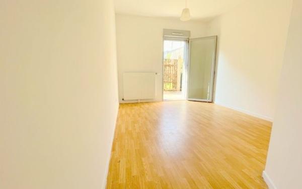 Appartement à vendre    3 pièces •  Bobigny