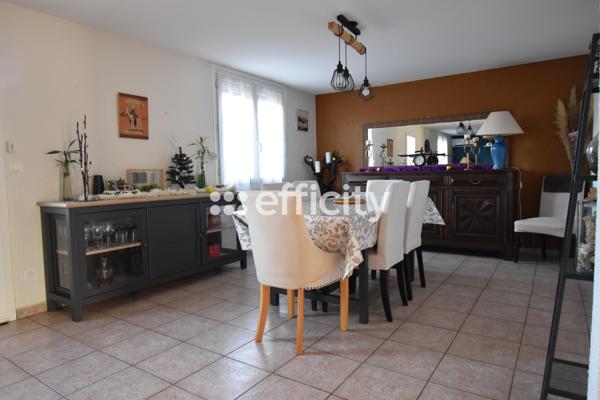 Maison 6 pièces - 141 m² Exclusivité efficity