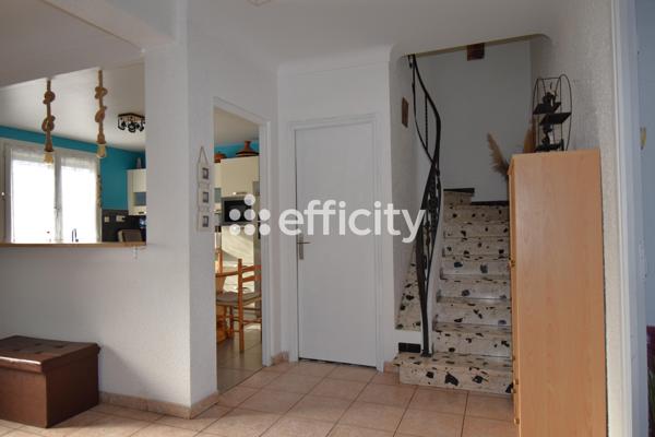 Maison 6 pièces - 141 m² Exclusivité efficity