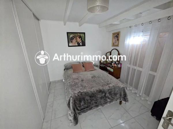Vente Maison 5 pièces 114 m2 à Savigny-le-Temple