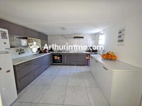 Vente Maison 5 pièces 114 m2 à Savigny-le-Temple
