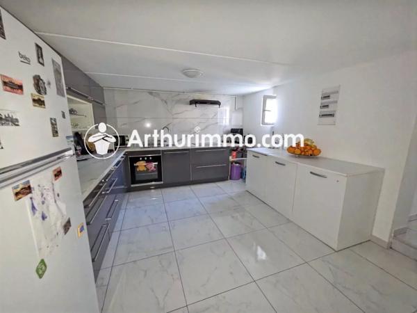 Vente Maison 5 pièces 114 m2 à Savigny-le-Temple