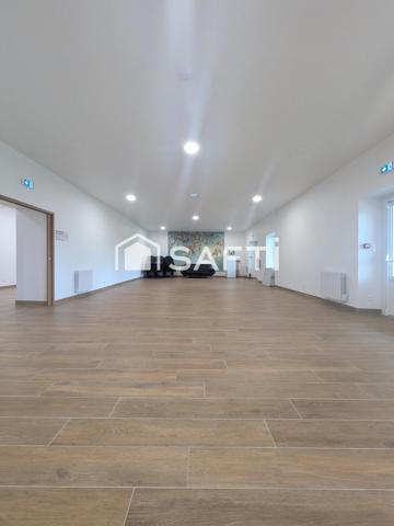 Benjamin Marcouiller vous propose : Maison de Maitre 5 pièces.