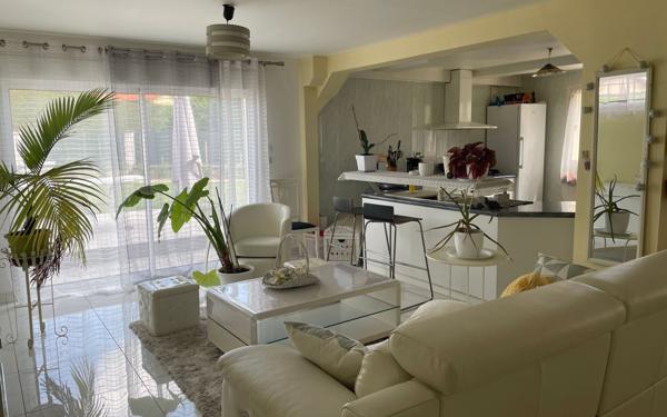 Maison à vendre    5 pièces •  Chavanoz