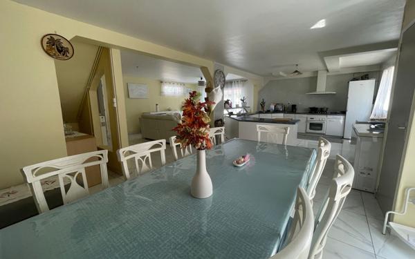 Maison à vendre    5 pièces •  Chavanoz