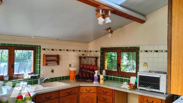 L'étude notariale GAUME vous propose cette maison située au centre de DOUCHY-MONTCORBON (LOIRET).