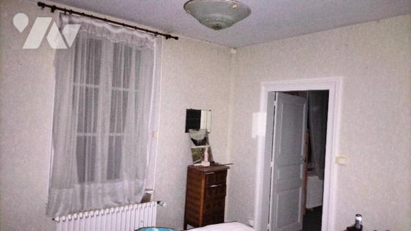 L'étude notariale GAUME vous propose cette maison située au centre de DOUCHY-MONTCORBON (LOIRET).