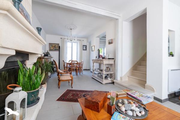 Maison 314 160 € Port-des-Barques 5 p 110 m² DPE D